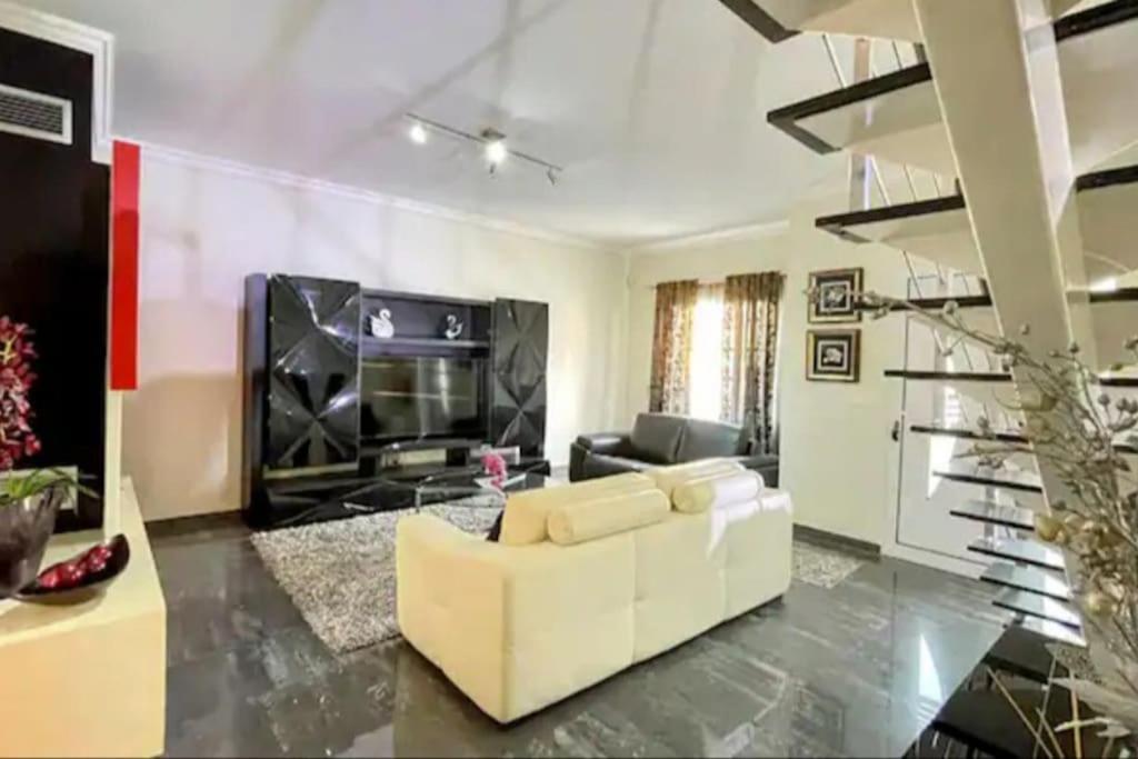 Вилла Urban Park House Faja de Baixo Экстерьер фото